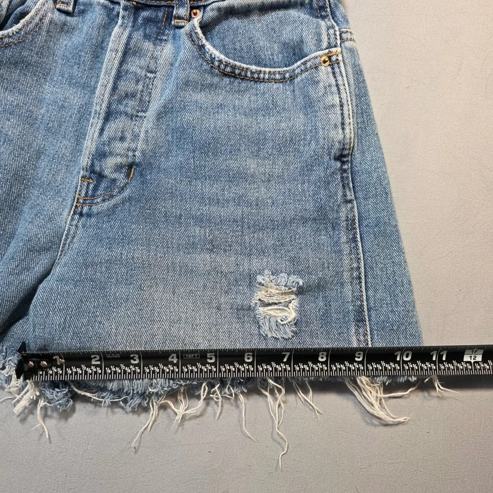 PacSun Womens Baggy High Waisted Distressed Raw Hem Denim Shorts Light Wash 24